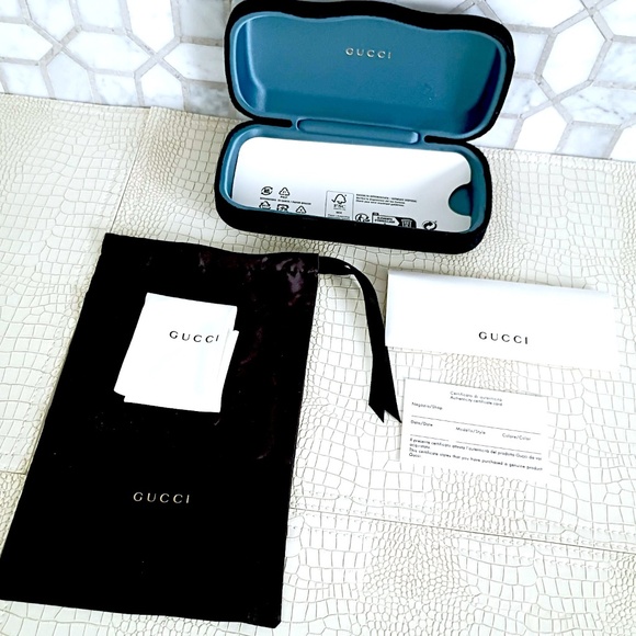 Rare  New Gucci Jumbo Sized Glass Case See Photos for size. - Picture 4 of 11